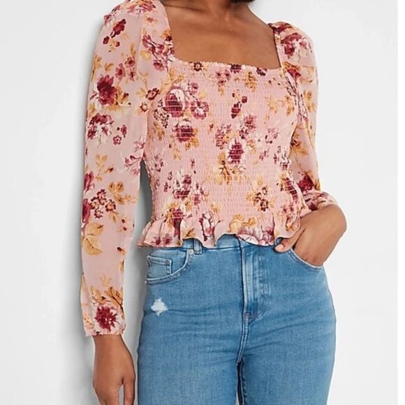 Women’s Express Smocked Floral Top - Picture 1 of 8